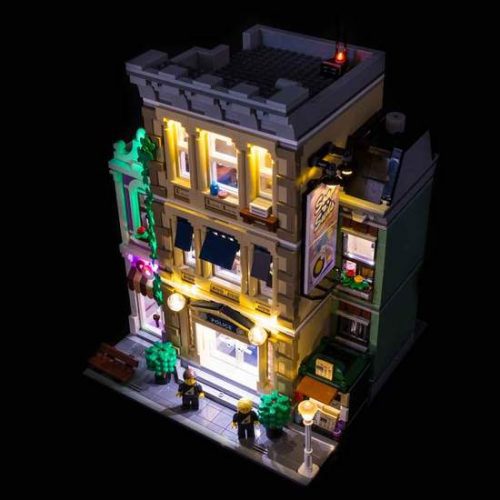 10278 LEGO Police Station Top Angled Light My Bricks 550x550 crop center 4cffc8f6 d48c 480f 94ad 6d247b9b2491